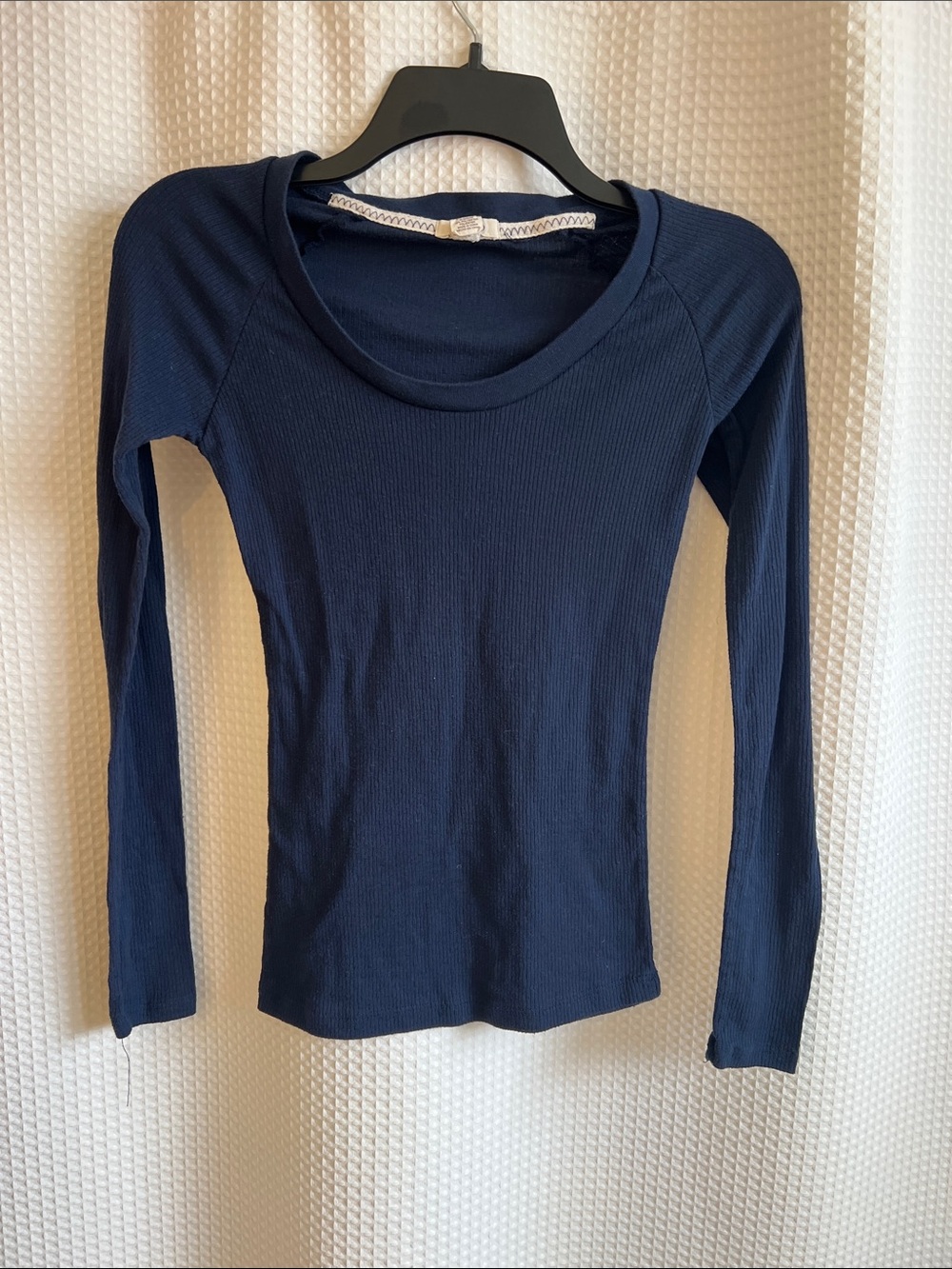 Bozzolo Navy Long Sleeve Ribbed Scoop Neck Top-526-034